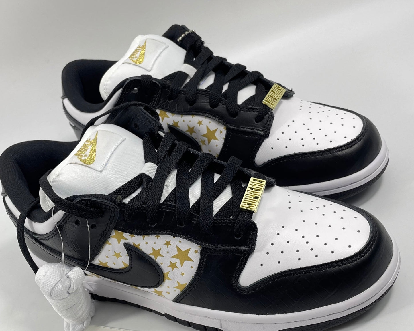 Supreme x Nike SB dunk low