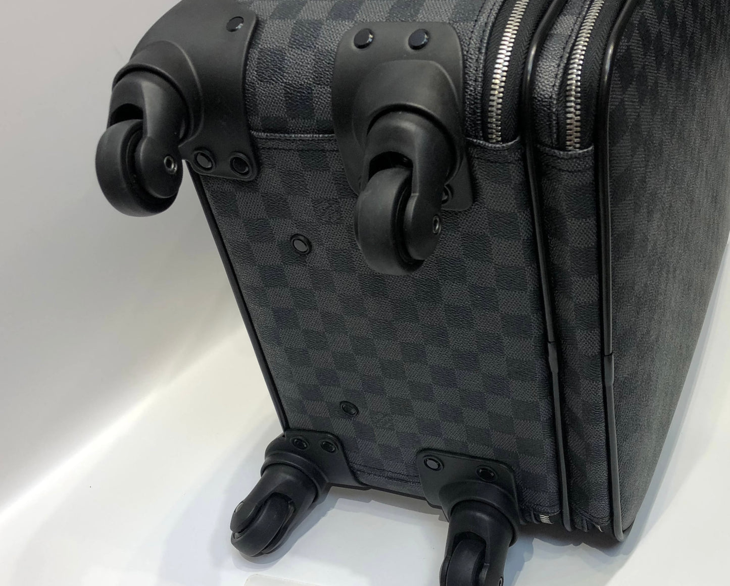 Louis Vuitton Travel bag