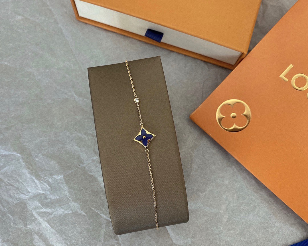 Louis Vuitton necklace & bracelet jewelry set