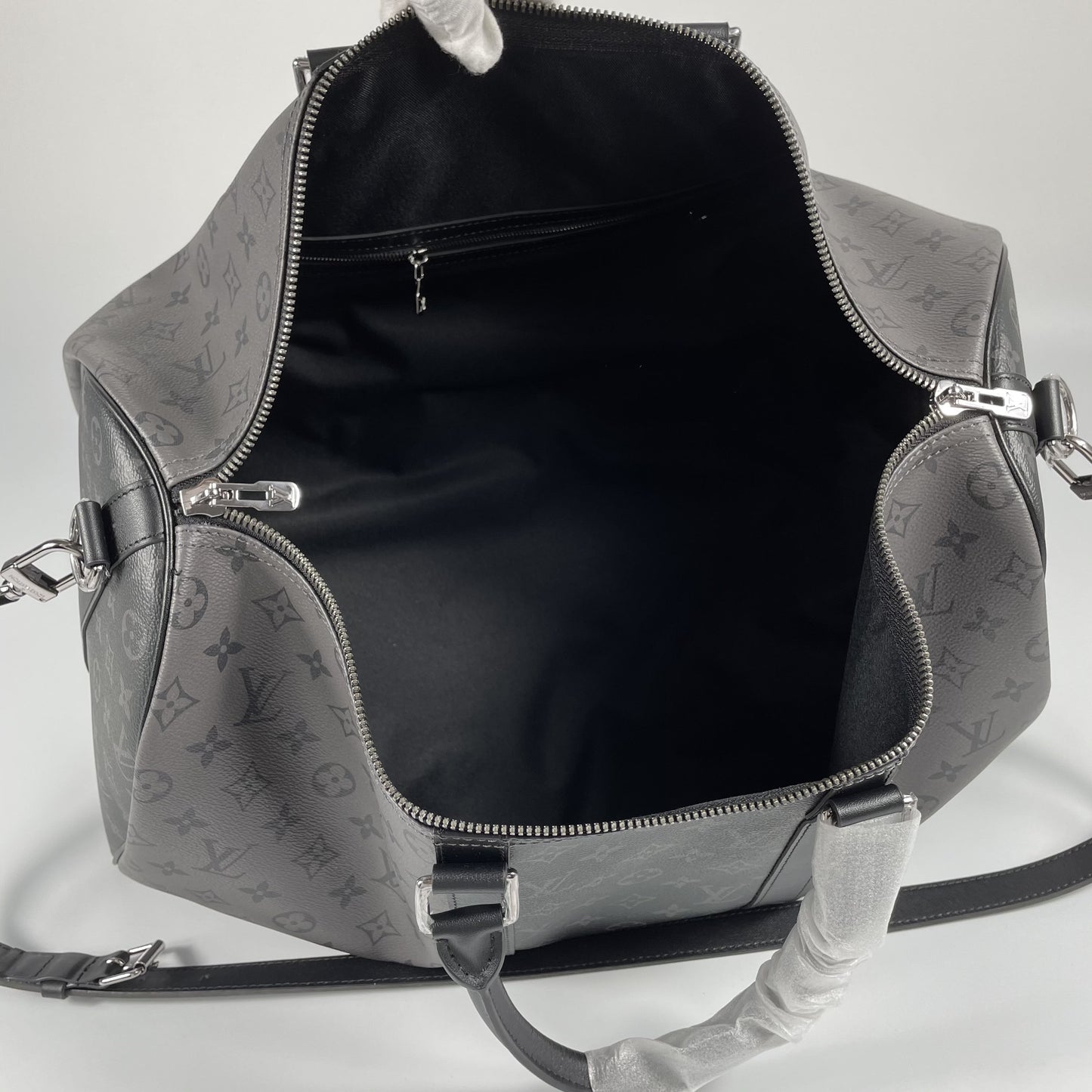 Louis Vuitton Duffle bag