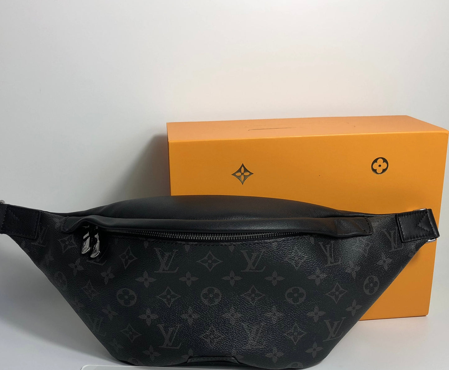 Louis Vuitton slingbag