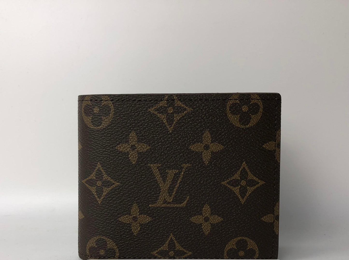Louis Vuitton Men wallet