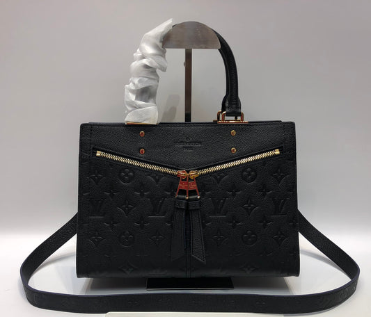 Louis Vuitton woman handbag