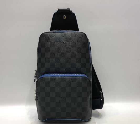 Louis Vuitton slingbag