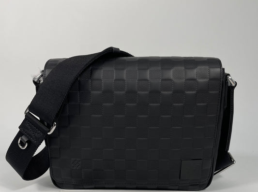 Louis Vuitton men shoulder bag